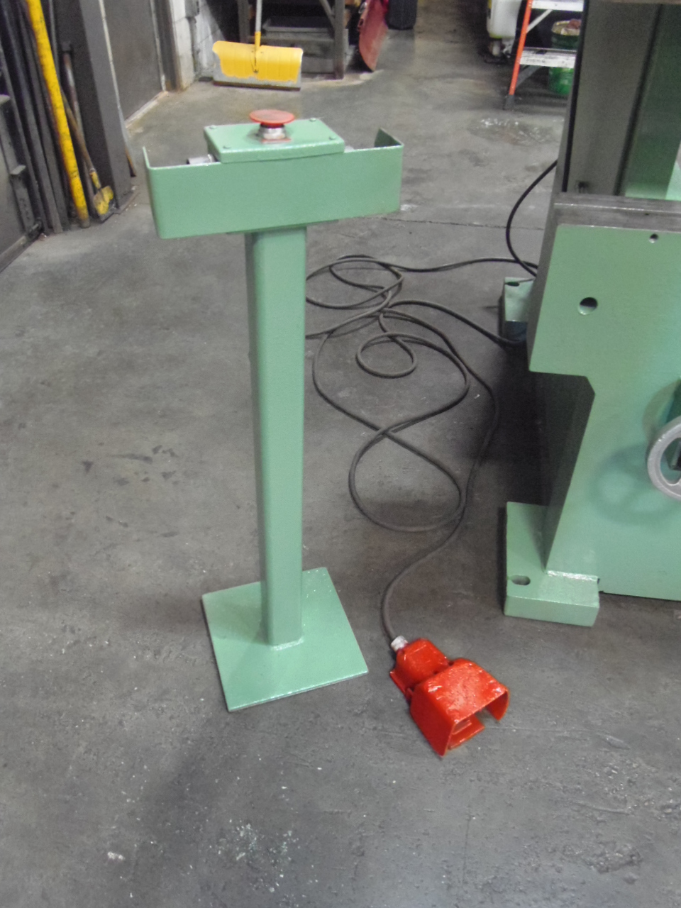 HTC 200M Hydraulic Press Brake (#3288)